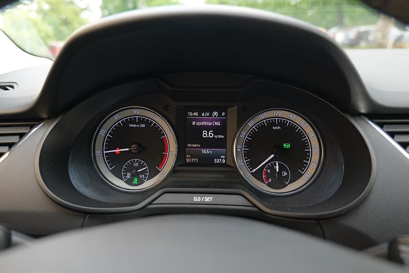 Škoda Octavia 1.5 CNG Webasto LED Tažné Kess - fotka 19 z 37