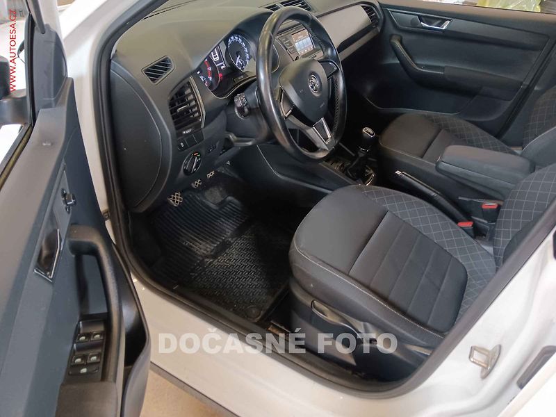 Škoda Fabia (2015) 1.2 Tsi, ČR, autoAC, temp - fotka 3 z 3