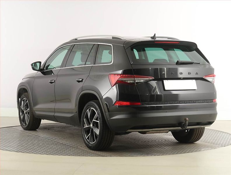 Škoda Kodiaq (2021) Sportline 2.0 TDI - fotka 4 z 32