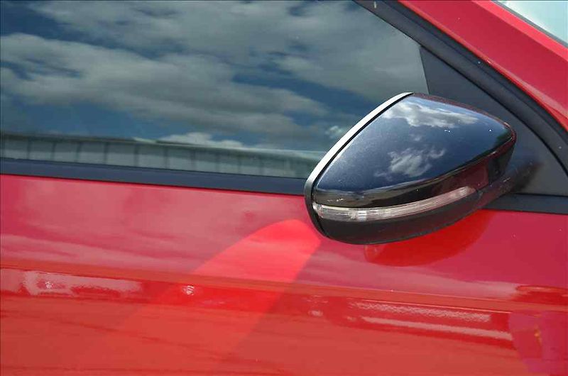 Volkswagen Passat (2012) VARIANT 1,6 TDI - fotka 13 z 24