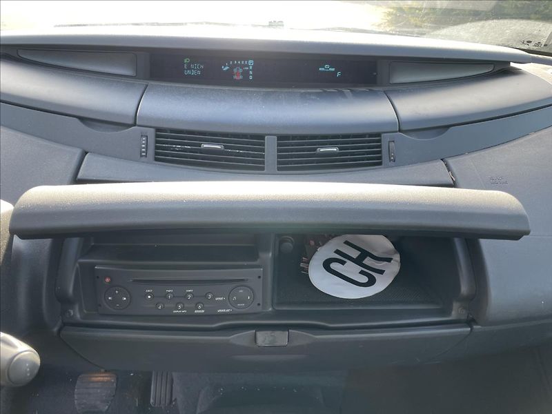 Renault Grand Espace 2,0 DCi 127kw Automat Tažné Kl - fotka 15 z 33