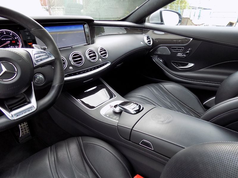 Mercedes-Benz Třídy S (2015) 63AMG/4Matic/2.maj.ČR/LED/ - fotka 23 z 50