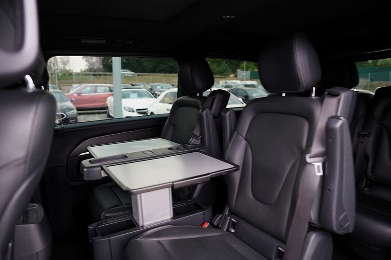 Mercedes-Benz Třídy V V 250d L 4Matic Exclusive AMG - fotka 33 z 46