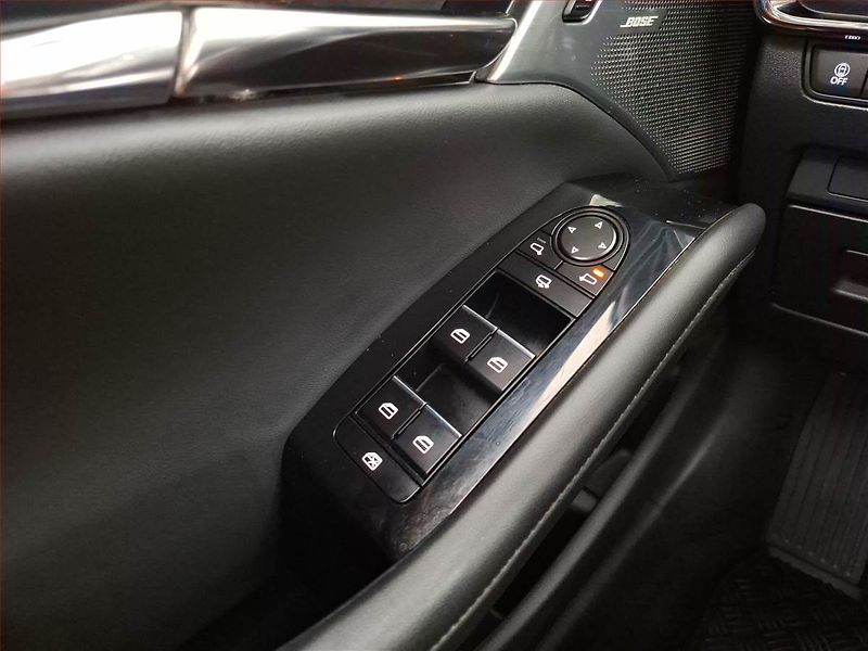 Mazda 3 (2022) Luxury 2.0 e-Skyactiv X - fotka 18 z 20