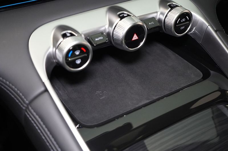 Omoda Ostatní 1.5 T-GDI 3DHT AWD PREMIUM - fotka 34 z 52