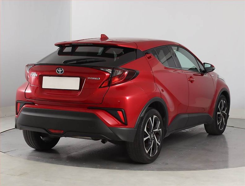 Toyota C-HR (2021) Style 1.8 Hybrid - fotka 5 z 22