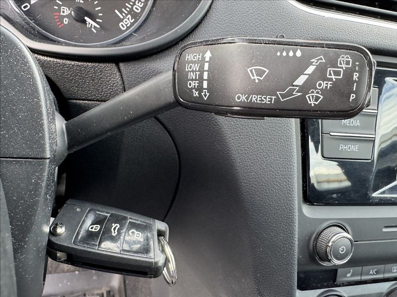 Škoda Octavia 1,6 TDI 81kW 2.maj původ ČR - fotka 30 z 50