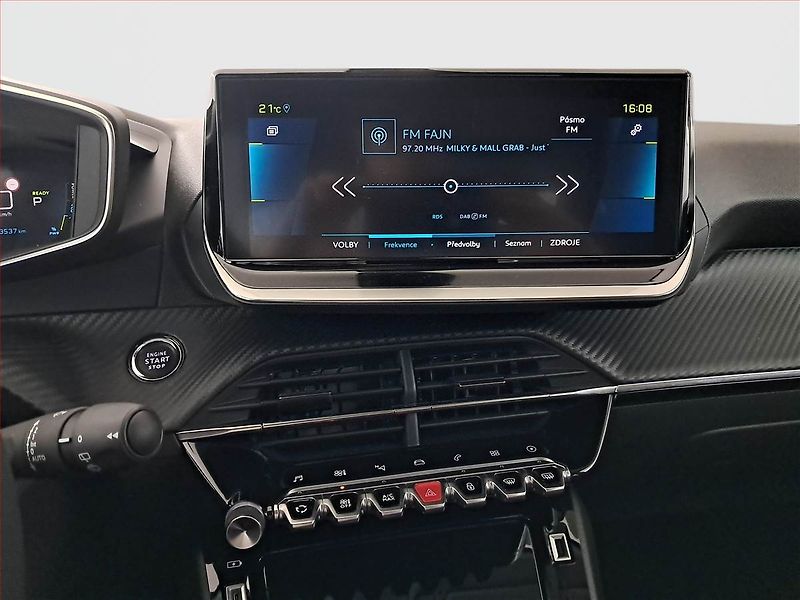 Peugeot 2008 (2021) Active 50 kWh, SoH 91% - fotka 12 z 24