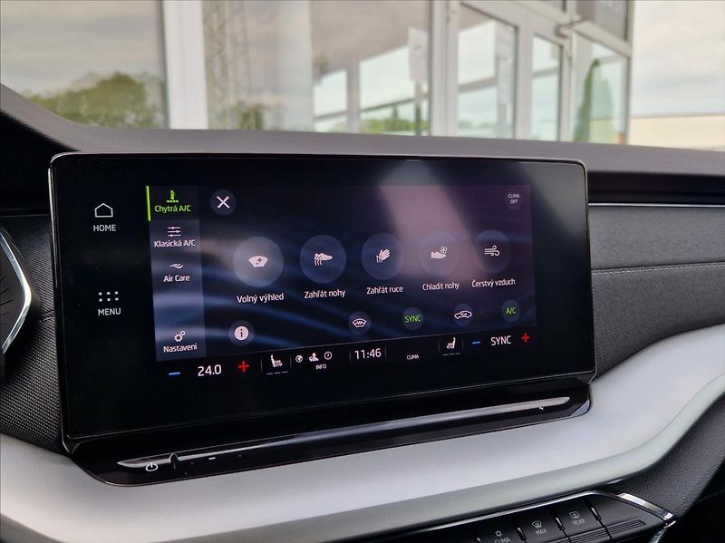 Škoda Octavia 2,0 TDI DSG TOPSTAV +ZIMNÍPNEU - fotka 30 z 46