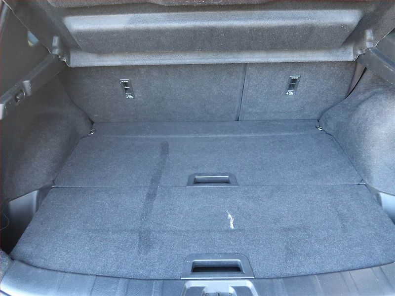 Nissan Qashqai (2015) Acenta 1.6 DIG-T, LPG - fotka 13 z 17