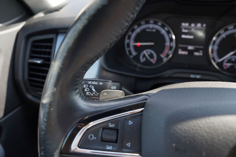 Škoda Kodiaq 2.0 TDI DSG 150 PS/7míst/tažné - fotka 42 z 42