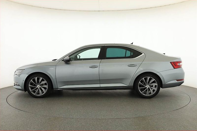 Škoda Superb (2017) Laurin&Klement 2.0 TDI - fotka 3 z 21