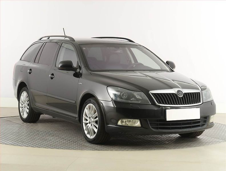 Škoda Octavia (2010) Laurin&Klement 2.0 TDI - fotografie inzerátu