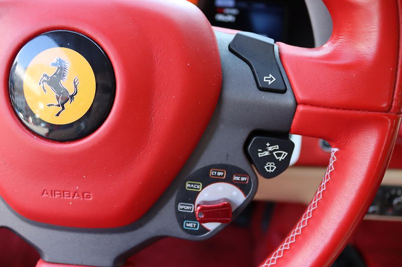 Ferrari 488 (2019) 488 GTB | 1. Majitel | ČR  - fotka 49 z 75