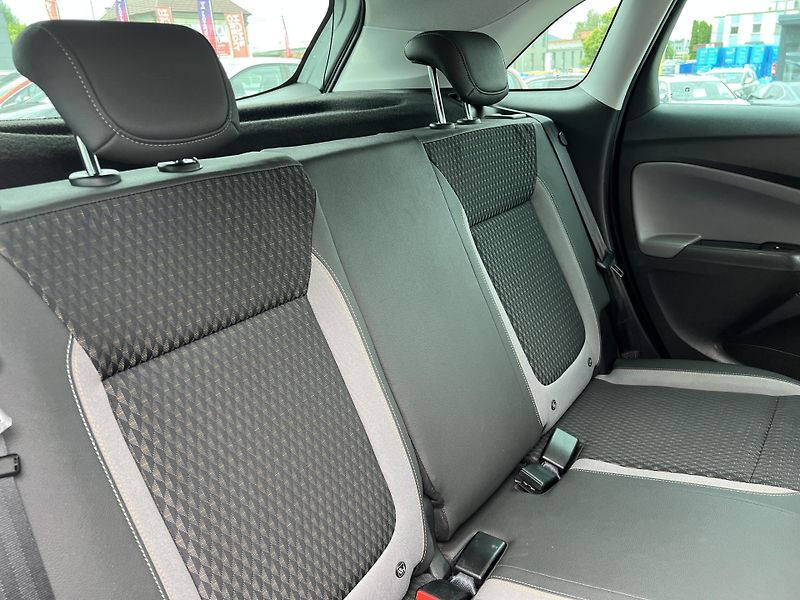 Opel Crossland X 1.2T AUTOMAT NOVÉ ROZVODY - fotka 32 z 48