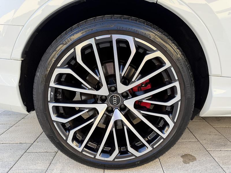 Audi SQ7 (2024) Masaze, 7 mist !!!! - fotka 11 z 19