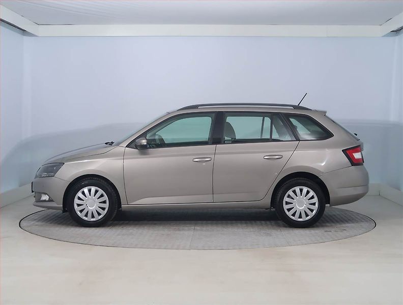 Škoda Fabia (2018) Style 1.0 TSI, Navi, Tempomat - fotka 3 z 20