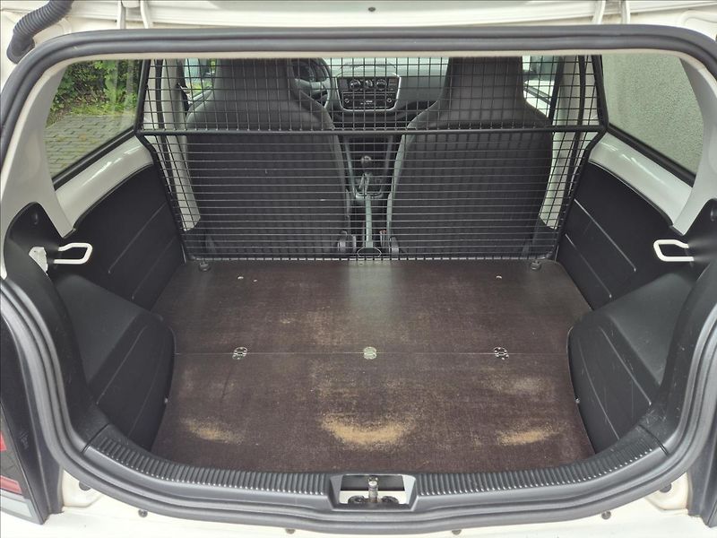 Volkswagen up! 1,0 i 5 Dv. Load Užitk. Klima - fotka 15 z 24