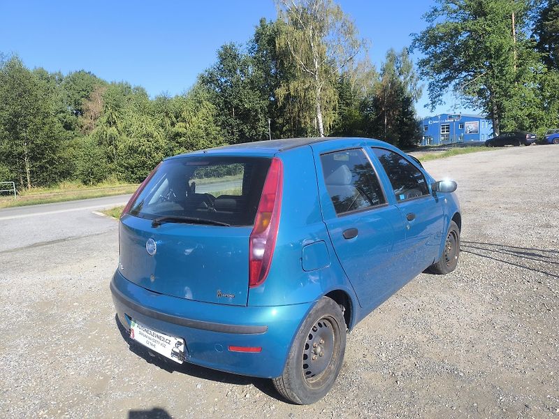 Fiat Punto 130TKM,PĚKNÉ,SERVISKA,CENA - fotka 3 z 17
