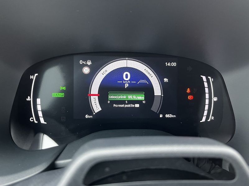 Toyota Aygo 1.5 Hybrid ODBĚR 8/2026 - fotka 15 z 27