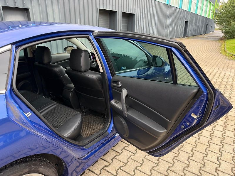 Mazda 6 2,2 MZR-CD - fotka 15 z 22
