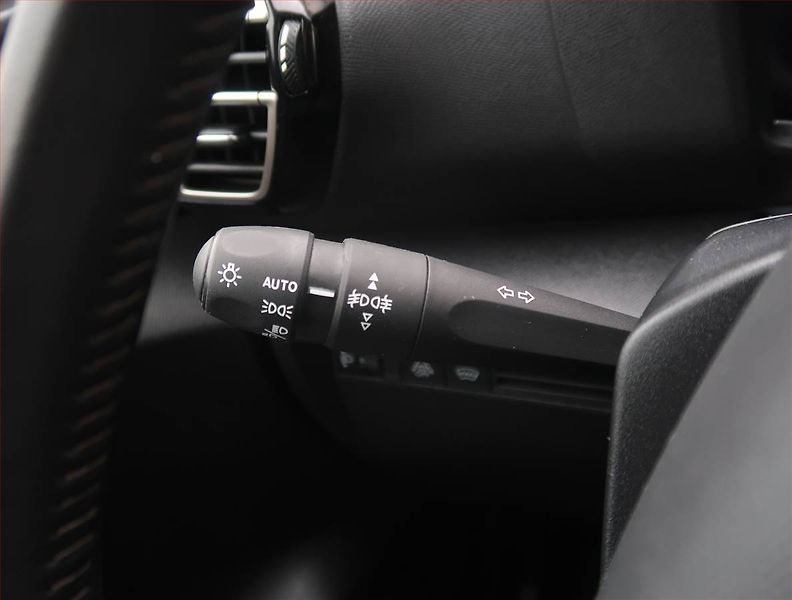 Citroën C4 (2024) 1.2 PureTech, Automat, ČR - fotka 17 z 23