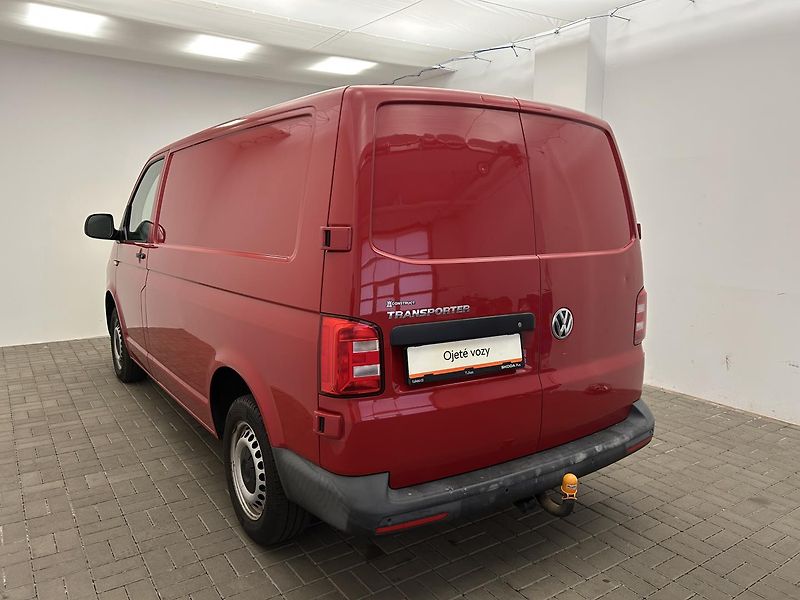 Volkswagen Transporter 2.0 TDI - fotka 22 z 23
