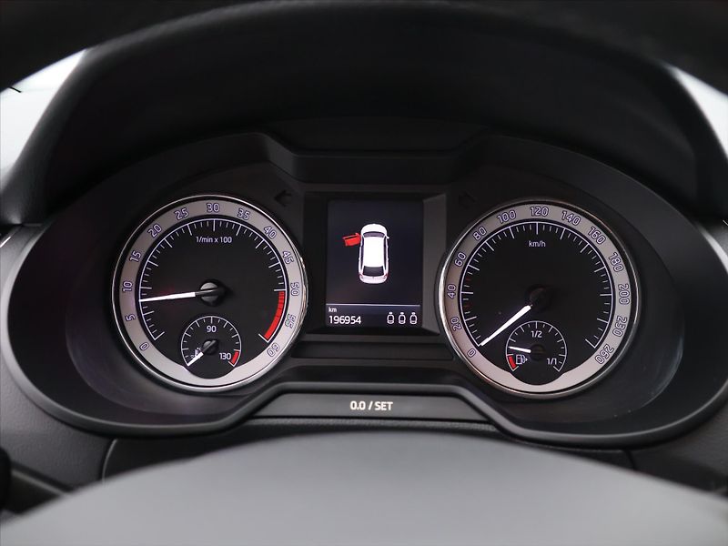 Škoda Octavia 2.0 TDI  DSG Style plus Tažné - fotka 15 z 24