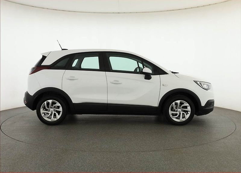 Opel Crossland X (2021) 1.2, Serv.kniha, Tempomat - fotka 6 z 16