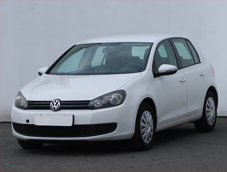Volkswagen Golf (2012) 1.6 TDI, Serv.kniha - fotka 2 z 15