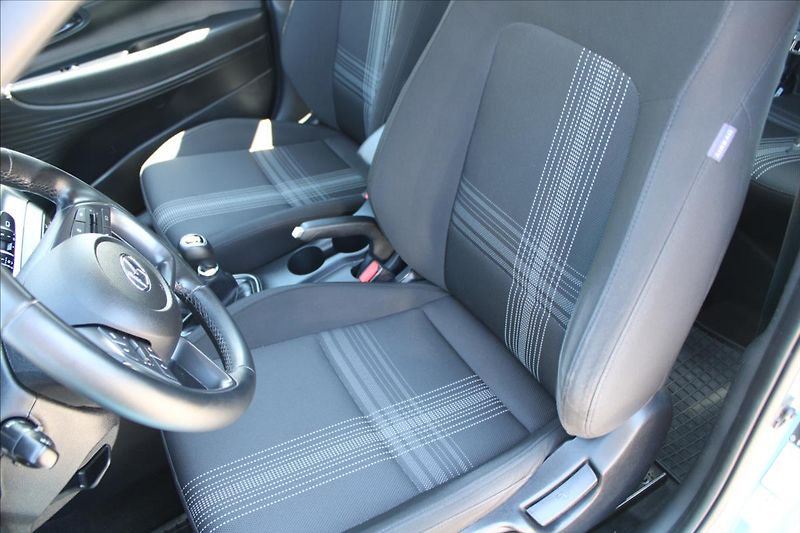 Hyundai i20 1,2 i  NOVÉ V ČR,1.MAJITEL - fotka 18 z 22
