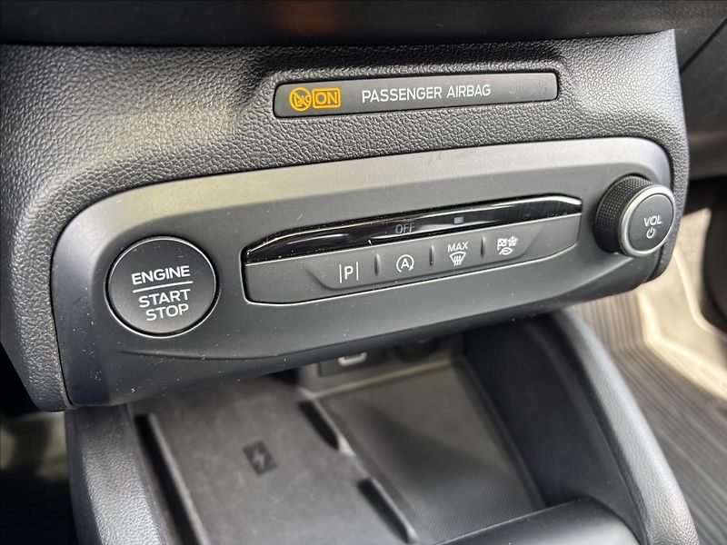 Ford Focus 1,0 mHEV 114kW Active DPH - fotka 37 z 44