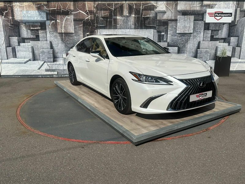 Lexus ES 300h (2024) 2.5HEV,131KW, BUSINESS EDITION - fotka 1 z 45