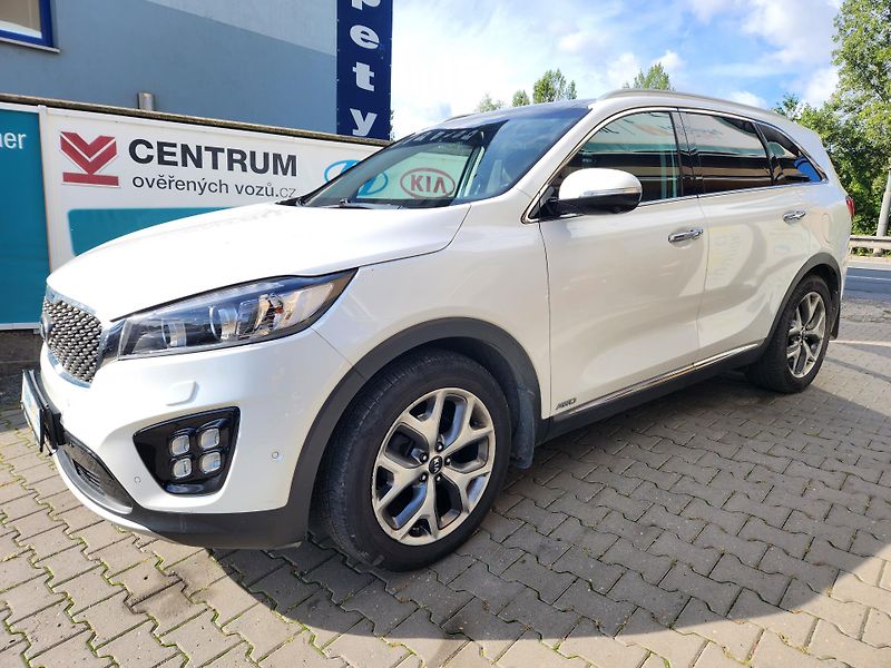 Kia Sorento (2018) 2.2-PREMIUM-PANORAMA-KŮŽE - fotka 4 z 15