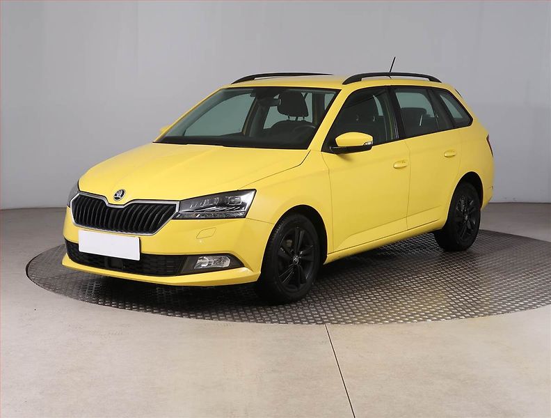 Škoda Fabia (2019) Style 1.0 TSI, Tempomat - fotka 2 z 15