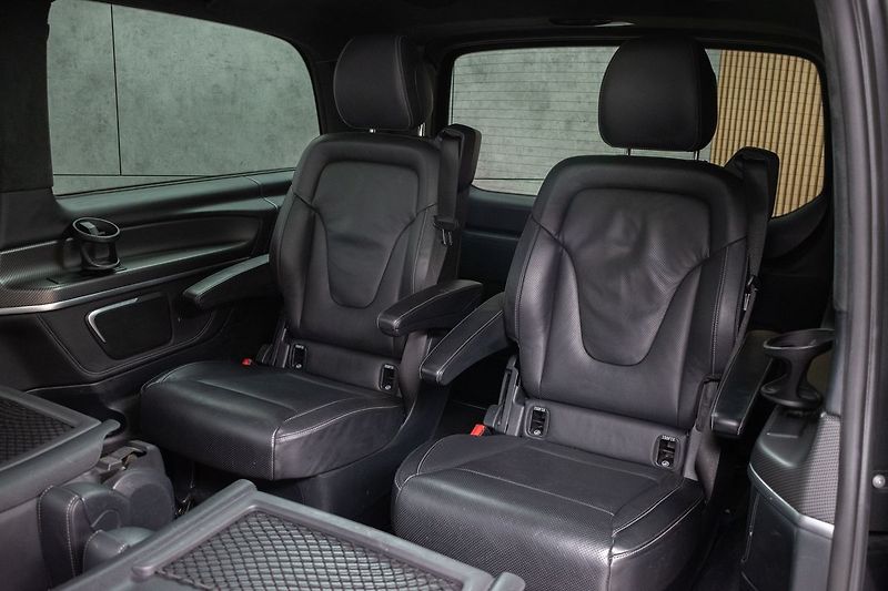 Mercedes-Benz Třídy V Long 300d 4MATIC*TAŽNÉ*ČR 1.M - fotka 18 z 46