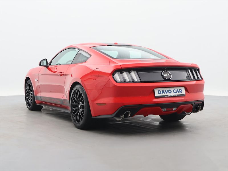 Ford Mustang 5,0 Ti-VCT V8 310kW - fotka 5 z 40