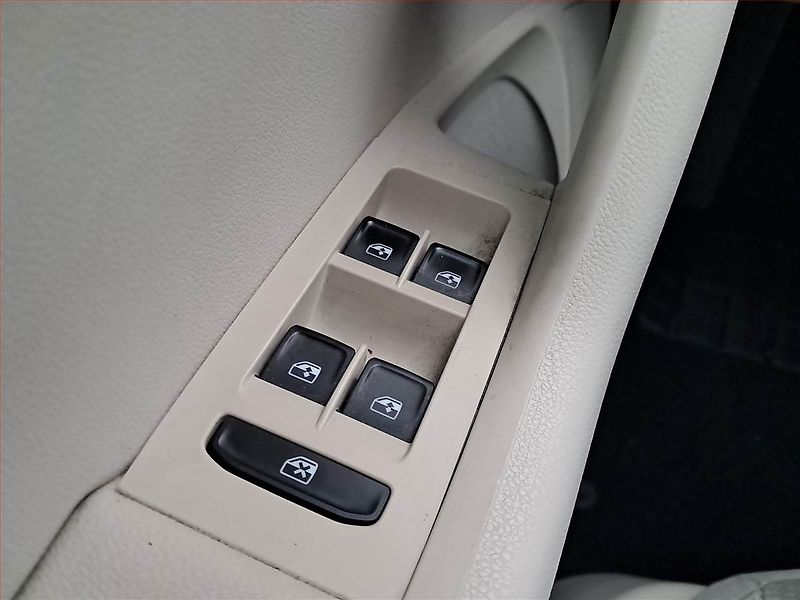 Škoda Octavia (2018) 1.0 TSI, Tempomat - fotka 17 z 19