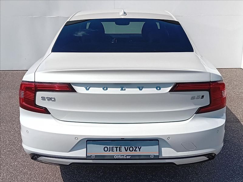 Volvo S90 2,0 B5 AWD ULTIMATE DARK  REZE - fotka 8 z 30