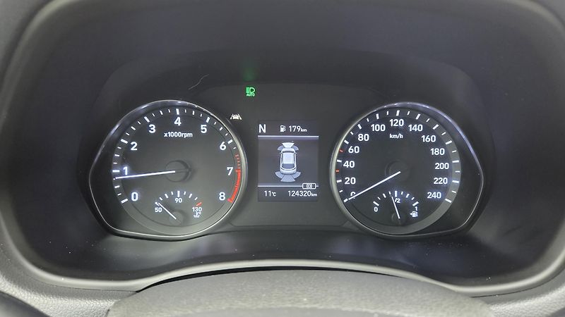 Hyundai i30 (2023) 1.5T-GDI 117 kW, Smart CZ DPH - fotka 29 z 30