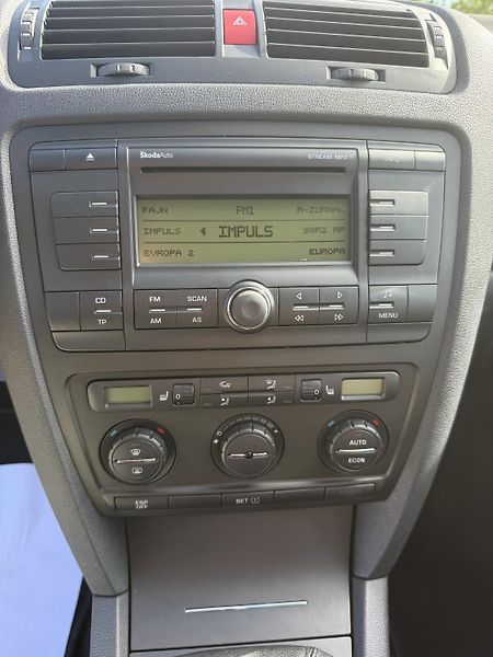 Škoda Octavia 2,0TDI 103kW Elegance BEZ DPF - fotka 42 z 57