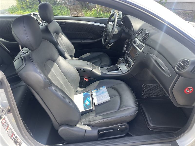 Mercedes-Benz CLK 3,0 i V6 170kw Ambiente TOP st - fotka 14 z 41