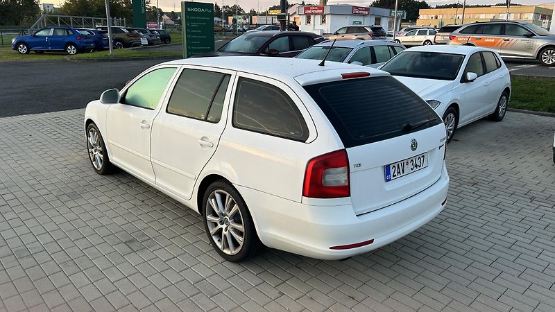 Škoda Octavia (2012) 1.6 TDI 100% servis - fotka 3 z 18