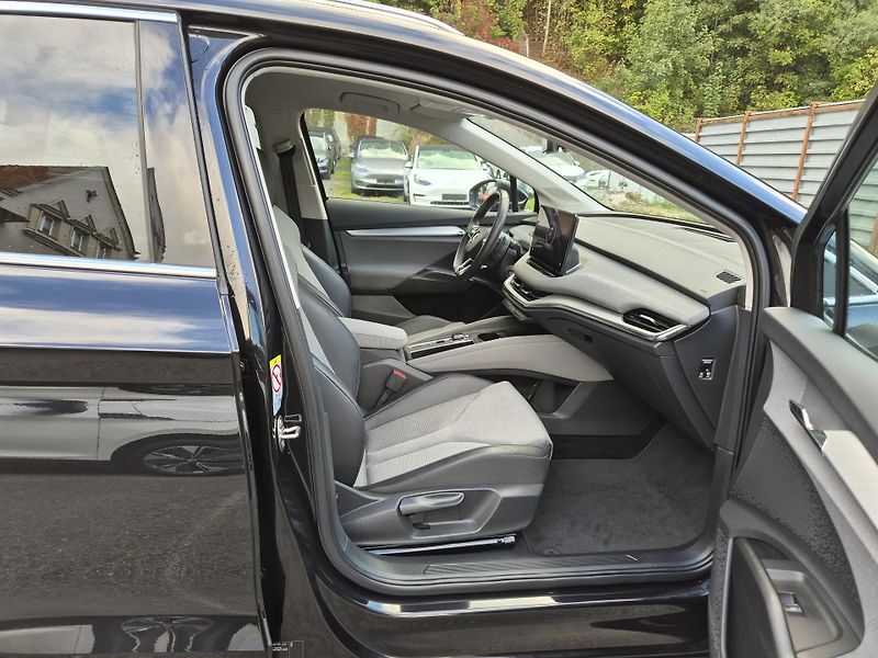 Škoda Enyaq 150kw, iV80 19ALU TZ SOH 92% - fotka 16 z 48