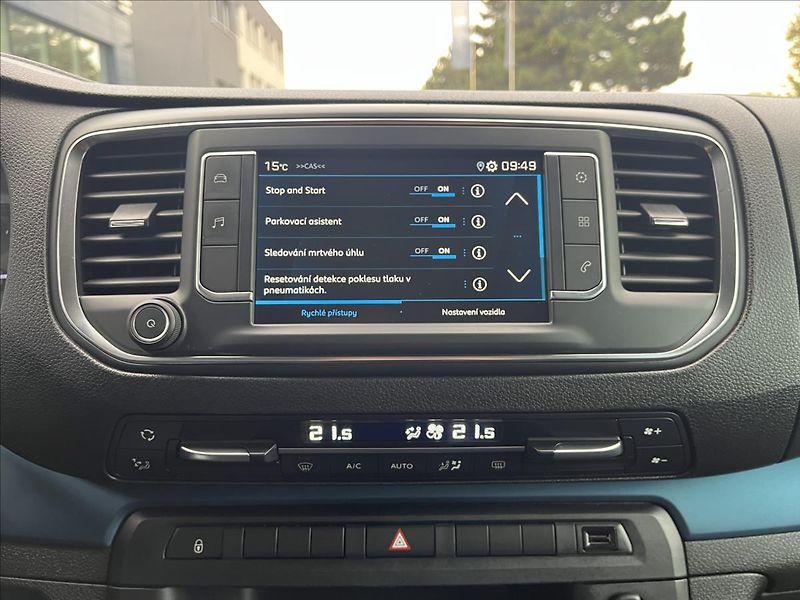 Peugeot Traveller 2,0 BlueHDI  Active - fotka 15 z 27