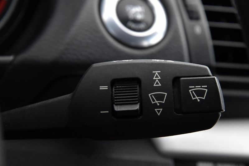 BMW Řada 1 120d 6st 130 kW, KLIMA, ALU - fotka 13 z 33