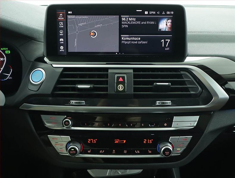 BMW iX3 (2021) 80 kWh, SoH 97% - fotka 12 z 20