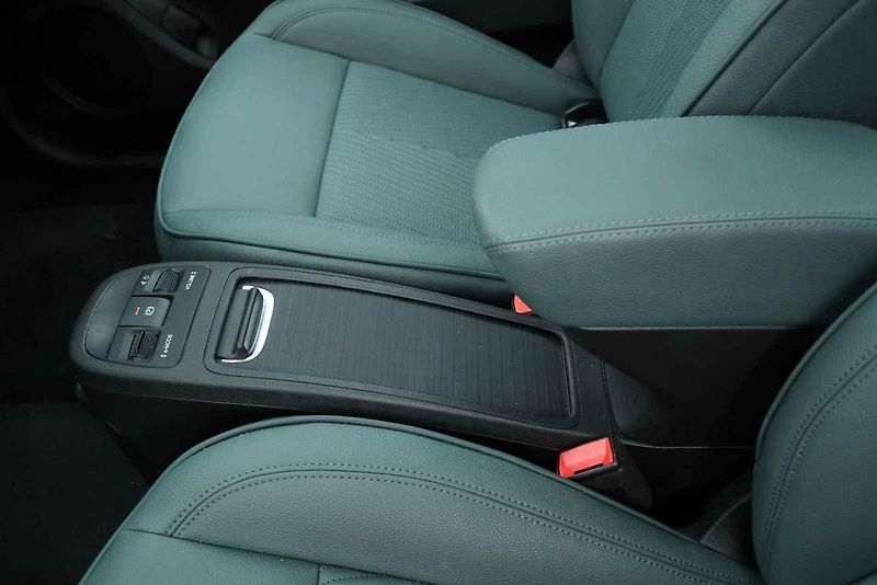Automobilka Fiat se spojila se slavným módním domem a výsledkem je ta nejstylovější podoba klasické pětistovky.