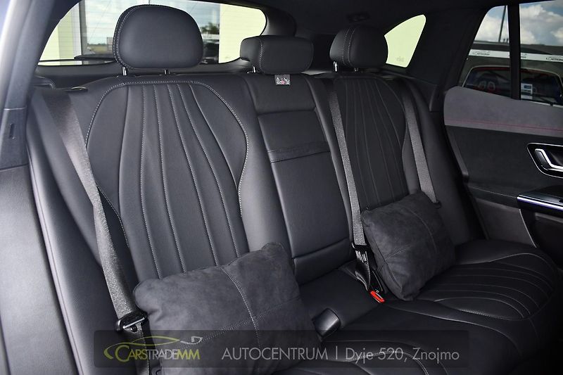 Mercedes-Benz EQE 500 4-MATIC AMG ZÁRUKA - fotka 20 z 56