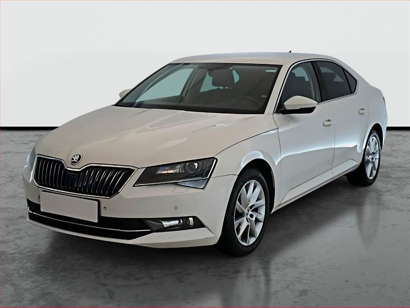 Škoda Superb (2018) Style 1.5 TSI, Automat - fotka 2 z 19